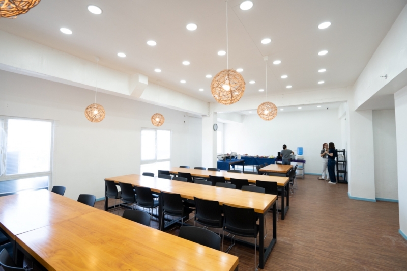 フィリピン留学 Cebu21 - CELLA Premium Campus-Dining Room-4